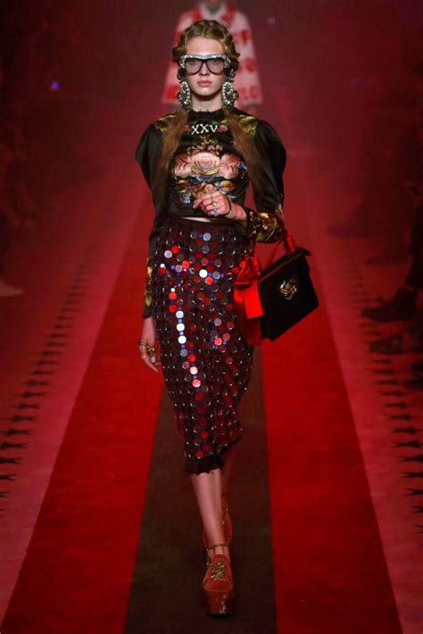 gucci moda primavera 2017|Gucci .